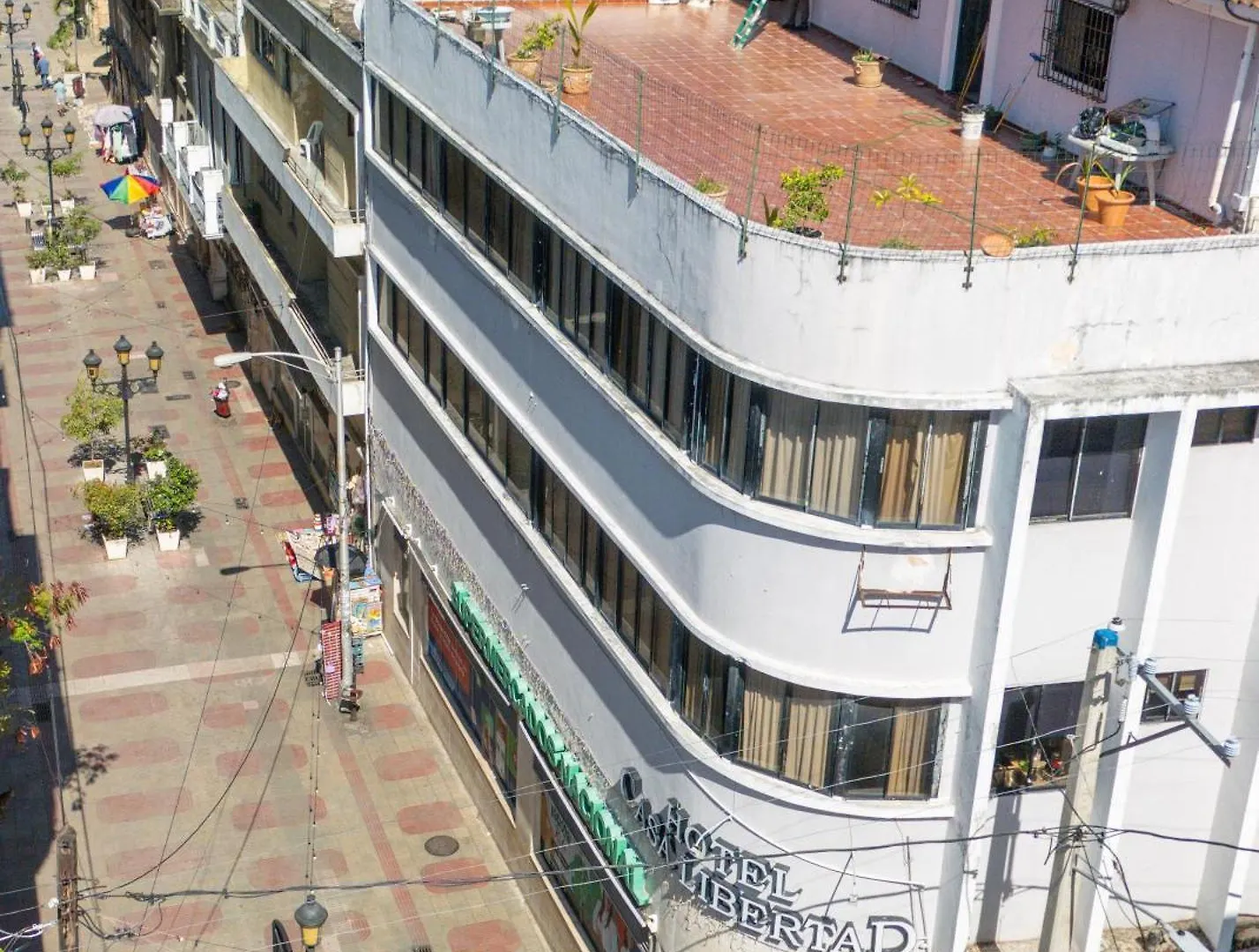 Hotel Libertad At Historic Main Street Santo Domingo Dominikánská republika