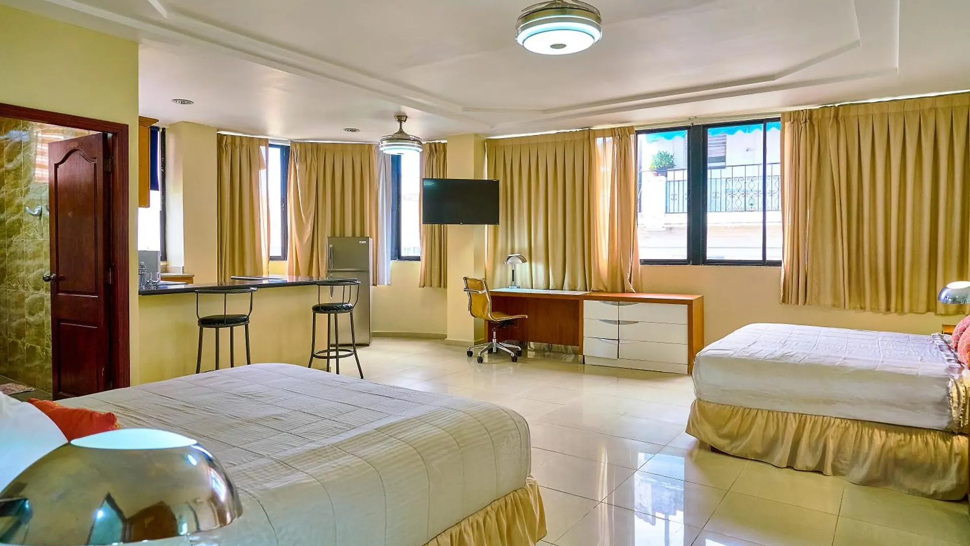 Hotel Libertad At Historic Main Street Santo Domingo Dominik Cumhuriyeti